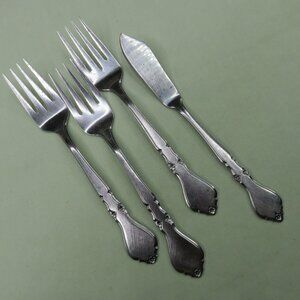 Stanley Roberts Dorchester Lot of 4 Pieces 3 Salad Fork 1 Master Butter